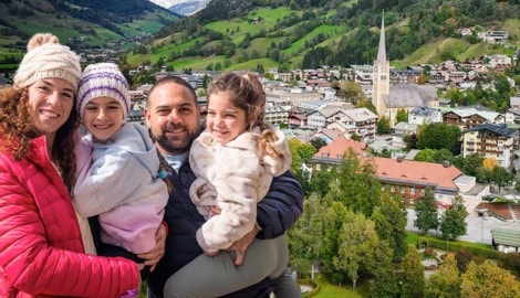 Die jüdische Familie H. wollte in Bad Hofgastein bei einem Imbiss einkehren – wurde dort laut ...