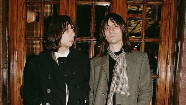 Brian und Michael D‘Addario – die beiden Brüder bilden das Power-Rock-Duo The Lemon Twigs und ...