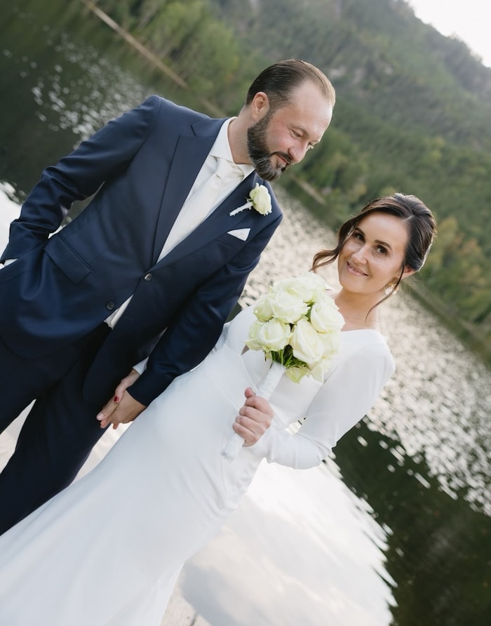 Das erste Hochzeitsbild von Herr und Frau Lercher