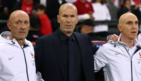 Zinedine Zidane hat bei seinem Debüt als Frankreich-Teamchef einen Sieg eingefahren ...
