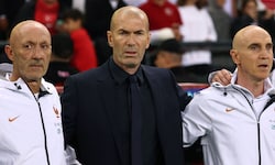 Zinedine Zidane hat bei seinem Debüt als Frankreich-Teamchef einen Sieg eingefahren ...
