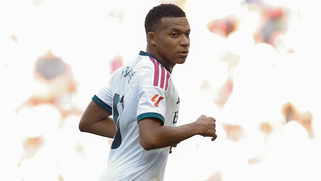 Kylian Mbappe ist fest davon überzeugt, den Ballon d‘Or zu verdienen.