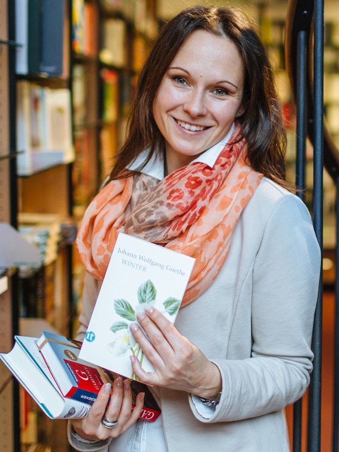 Claudia Maralik, Jugendbuch-Expertin von der Gleisdorfer Buchhandlung Plautz
