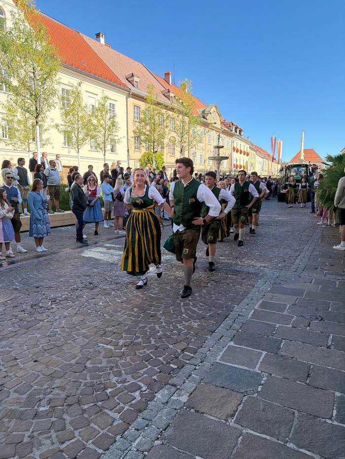 Zahlreiche Landjugend-Gruppen nahmen am Festumzug teil.