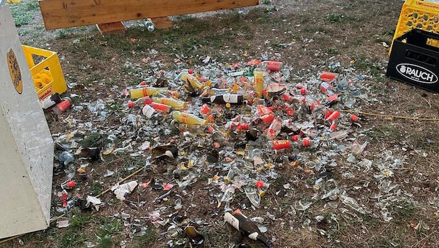 Kinder durften am Fest wegen möglicher Scherbenreste nicht barfuß laufen.