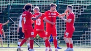 Marco Hödl (2.v.re.) war gegen Bramberg in Torlaune.