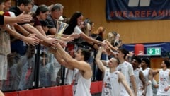 Krstic und die Bulls feierten mit den Fans und dem Supercup-Pokal.