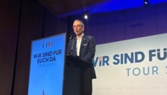 Herbert Kickl weiß genau, was sein Publikum hören möchte. Das zeigte er auch bei seinem ...