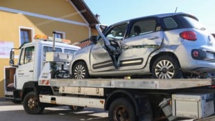 Das Fahrzeug wurde schwer beschädigt.