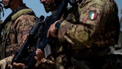 Italienische Soldaten gerieten während einer NATO-Übung in Lettland unter „Friendly Fire“.