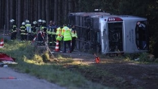 Die Einsatzkräfte gaben am Unfallort ihr Möglichstes.