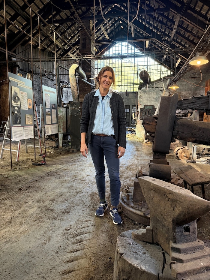 Grafikerin Stephanie Offner revitalisiert das Sensenwerk, am 9. Oktober lädt sie zu einem ...