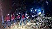Am Tressenstein musste eine 79-Jährige in der Nacht auf Sonntag per Seilwinde vom Rettungsheli ...