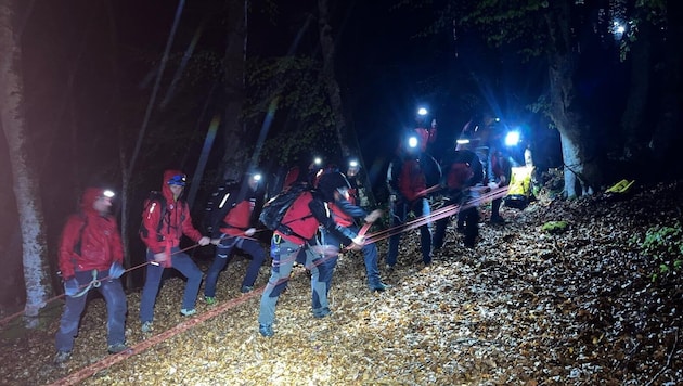 Am Tressenstein musste eine 79-Jährige in der Nacht auf Sonntag per Seilwinde vom Rettungsheli ...