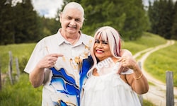 Mit Norbert und Susi ziehen zwei echte „Mein Gemeindebau“-Lieblinge ins „Forsthaus Rampensau“. ...