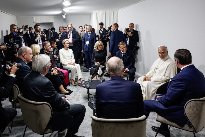 Hochkarätiges Treffen in Metz: Papst Leo XIV. tauscht sich beim Besuch des ...