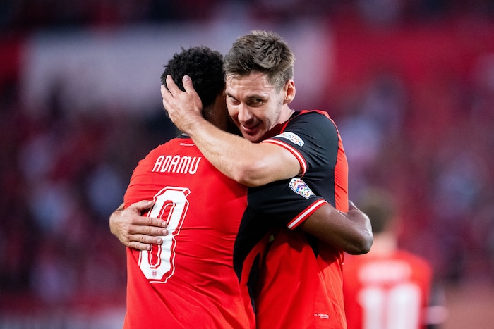 Zuletzt jubelten Junior Adamu und Max Wöber gemeinsam im ÖFB-Tirkot gegen den Kosovo. Und auch ...