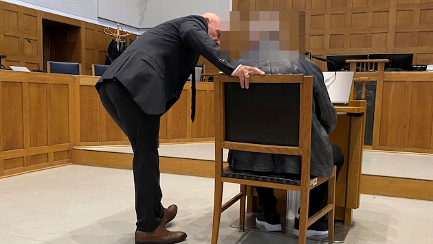 Bei seiner Vernehmung bei der Polizei hatte sich der Angeklagte noch als Baron Münchhausen ...