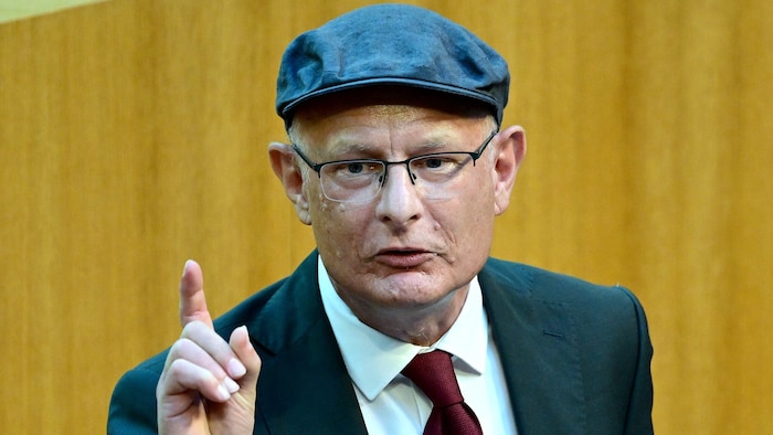 Viele Genossen würden gerne Finanzminister Markus Marterbauer an der Spitze der SPÖ sehen, doch ...