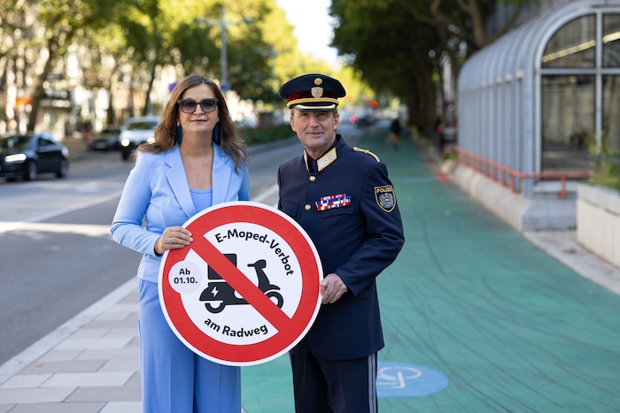 Stadträtin Ulli Sima (SPÖ) und Wiens Polizeipräsident Gerhard Pürstl
