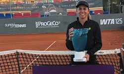Julia Grabher jubelte in Tolentino über ihren dritten Titel bei einem WTA 125er-Turnier – ihren ...