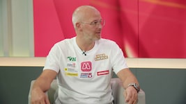 Nicht wegzudenken als Cheftrainer – neben der Qualität an der Linie verfügt Peter Eckl auch über ...