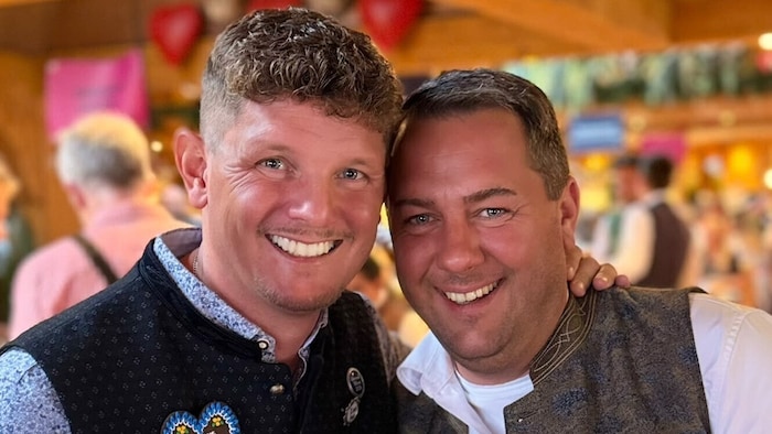 Beim Münchner Oktoberfest gerade noch gut gelaunt: Thomas Morgenstern und der Gastronom Manuel ...
