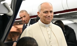Dee Papst sprach auf dem Rückflug von seiner Frankreich-Reise nach Rom über Missbrauch. 
