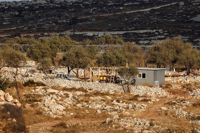 Ein neu errichteter israelischer Siedlungsaußenposten im Westjordanland – Israel hat das Gebiet ...
