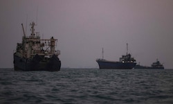 Die strategisch wichtige Straße von Hormuz, über die vor dem Krieg ein Fünftel der weltweiten ...