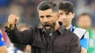 Schalke-Coach Miron Muslic freut sich auf das Spiel gegen die Austria in Lustenau.