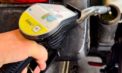 136 Mal wurden 84 Fahrzeuge getankt – und sehr billig um einen Euro pro Liter Diesel.
