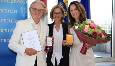 Peter Hofbauer, LH Johanna MIkl-Leitner und Vera Russwurm.