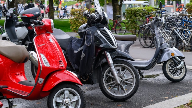 Der Unfall passierte mit einer Vespa (Symbolbild)