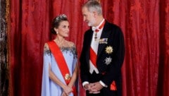 Königin Letizia trug beim Staatsbankett in Madrid ein Kleid, das an Eiskönigin Elsa erinnerte.