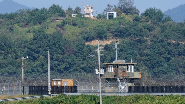 Wachtürme an der Grenze zwischen Nord- und Südkorea