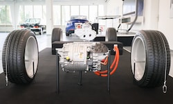 Mock-up des HyperHybrid-Antriebs von Obrist Powertrain: Die Entwicklung der Technologie ...