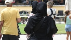 Trotz Sprachnot an Schulen zeigt der Arbeitsalltag oft gelungene Integration.