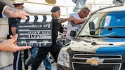 Daniel-Craig-Double Max Fraisl spielt die Hauptrolle in dem internationalen Thriller, der ...