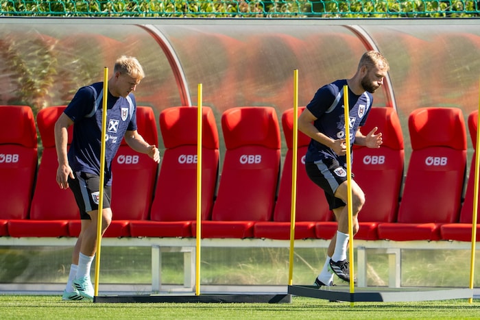 Konrad Laimer (r.) ist zurück im Team.