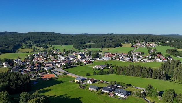 In Oberösterreich stehen aktuell 31 Windräder. Hier in Sandl sollen künftig 19 weitere dazu ...