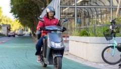 Seit dem heutigen Donnerstag, 1. Oktober, gelten neue Regeln für E-Mopeds (Symbolbild).