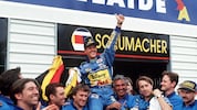 Vom Jungstar zum Champion: In der verrückten und tragischen Saison 1994 ging Schumis Stern in ...