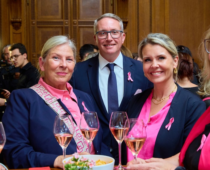 Andrea Kdolsky mit Philipp und Claudia Ita. Es verband alle eine enge Freundschaft, bis zuletzt.