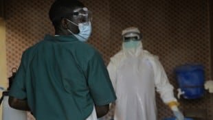 In der DR Kongo wurde ein Ebola-Fall beim Personal von Ärzte ohne Grenzen registriert.