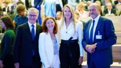 v.li.: MedUni-Wien Rektor Markus Müller, Generaldirektorin Evelyn Kölldorfer-Leitgeb (WIGEV), ...