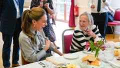 Prinzessin Kate hatte bei einem Termin mit Senioren in Pulborough nicht nur eine Mordshetz, sie ...