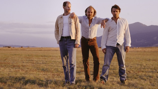 Marco Wanda, Ray Weber und Manuel Poppe (v.l.): So sieht die neue Wanda-Ära aus, die mit der ...