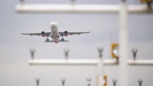 Der Zubau für einen Regierungsflughafen am BER könnte teuer werden.