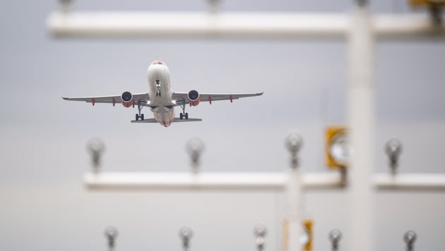 Der Zubau für einen Regierungsflughafen am BER könnte teuer werden.